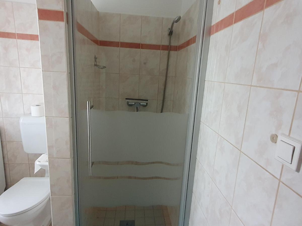 Nyíl Apartman wellnes Debrecen Exterior foto